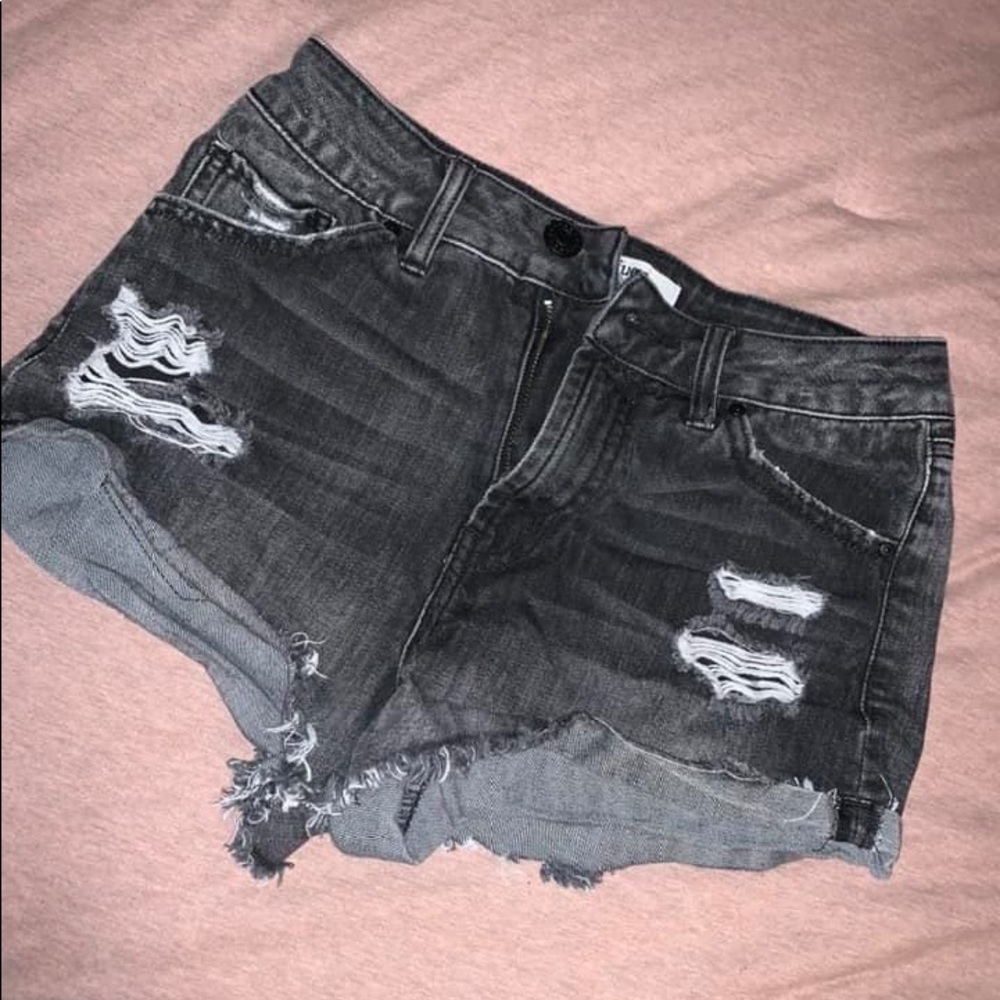 Black festival shorts